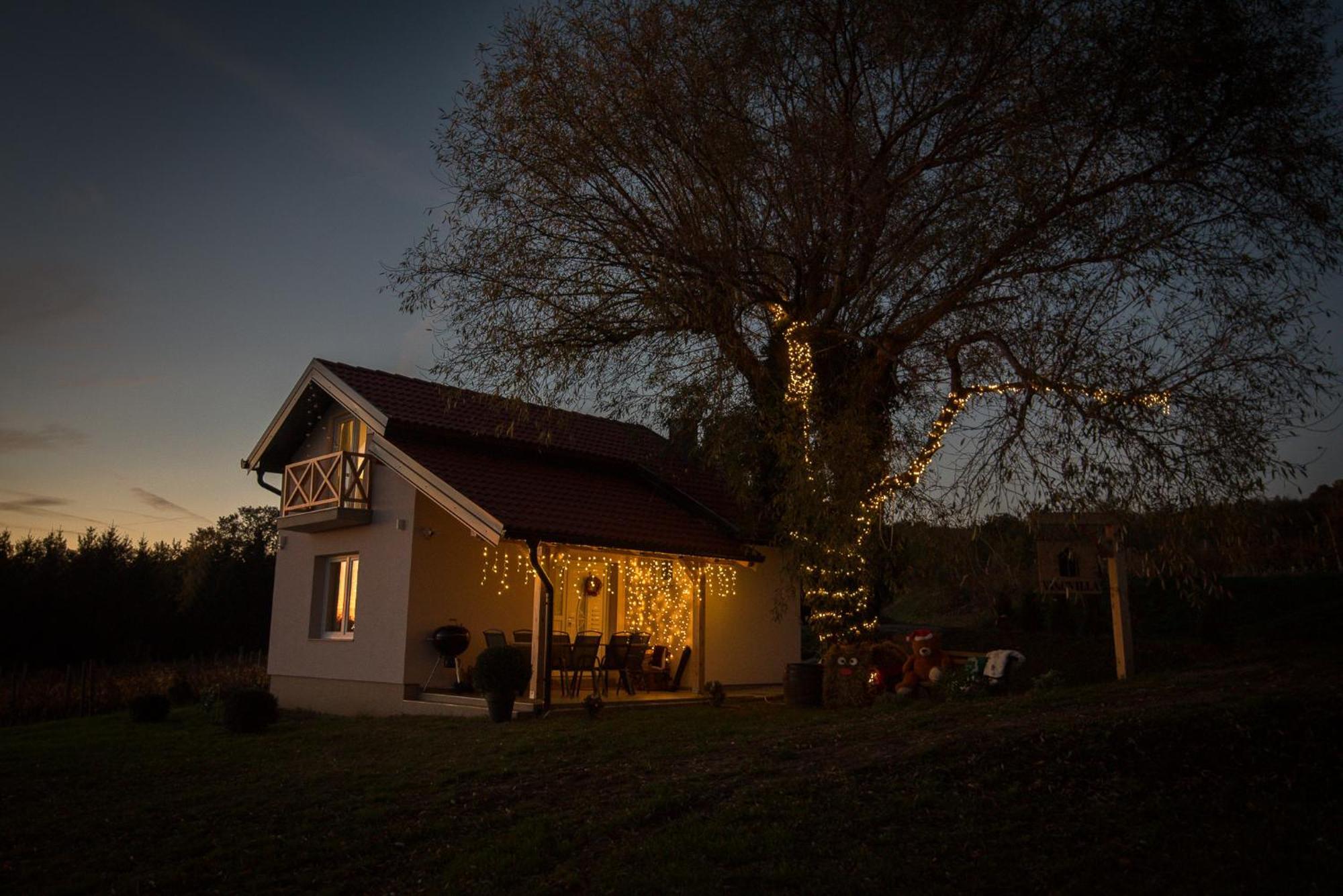 Holiday Home Vinovilla Kutjevo Esterno foto